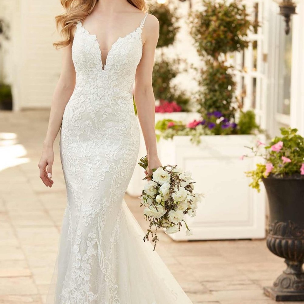 Martina Liana Wedding Dress